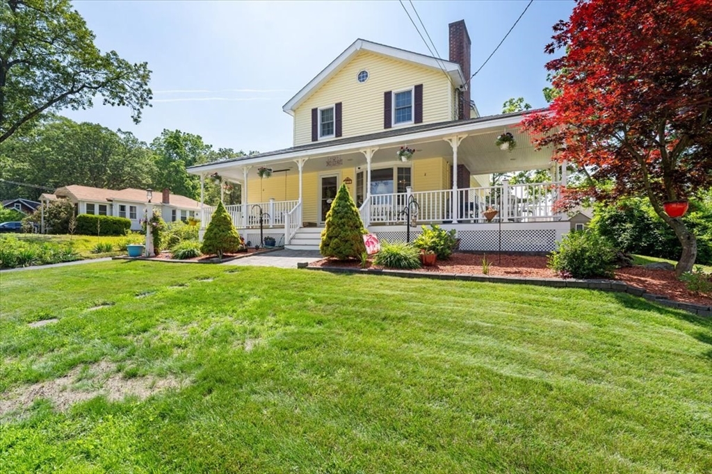 472 Potter Rd., Framingham, Massachusetts, 4 Bedrooms Bedrooms, 8 Rooms Rooms,3 BathroomsBathrooms,Residential,For Sale,Potter Rd.,73468669