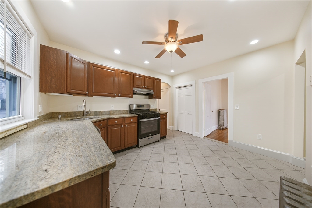 39 Mcdonald Street, Quincy, Massachusetts, 2 Bedrooms Bedrooms, 4 Rooms Rooms,1 BathroomBathrooms,Residential Lease,For Rent,Mcdonald Street,73458239