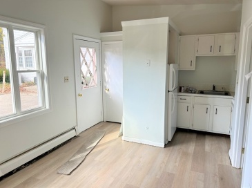 9 Summer, Rowley, Massachusetts, 1 Bedroom Bedrooms, 2 Rooms Rooms,1 BathroomBathrooms,Residential Lease,For Rent,Summer,73463133