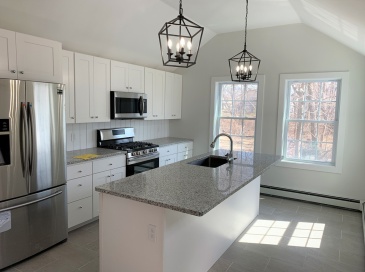 13 Bridge, Salisbury, Massachusetts, 3 Bedrooms Bedrooms, 6 Rooms Rooms,2.5 BathroomsBathrooms,Residential Lease,For Rent,Bridge,73437156