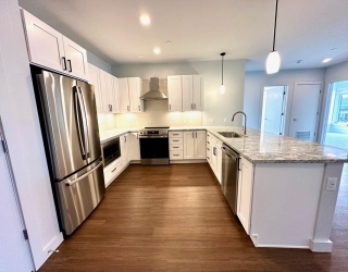 45 East Central, Natick, Massachusetts, 3 Bedrooms Bedrooms, 5 Rooms Rooms,2 BathroomsBathrooms,Residential Lease,For Rent,East Central,73468698