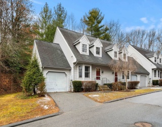 41 Gill St, Walpole, Massachusetts, 2 Bedrooms Bedrooms, 7 Rooms Rooms,2.5 BathroomsBathrooms,Residential,For Sale,Gill St,73468765