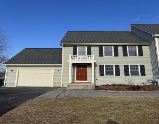 34 Florence Ave, Attleboro, Massachusetts, 3 Bedrooms Bedrooms, 5 Rooms Rooms,1.5 BathroomsBathrooms,Residential Lease,For Rent,Florence Ave,73468862