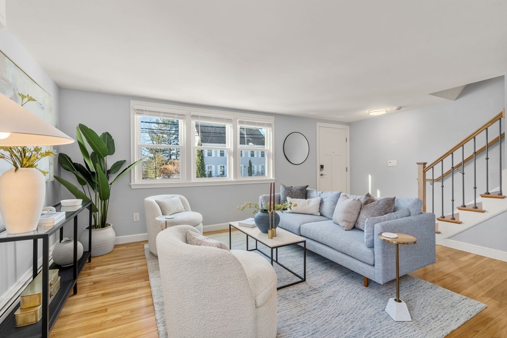 266 Hunnewell Street, Needham, Massachusetts, 4 Bedrooms Bedrooms, 7 Rooms Rooms,2.5 BathroomsBathrooms,Residential,For Sale,Hunnewell Street,73468750