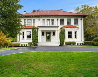 2 Ocean Avenue, Swampscott, Massachusetts, 4 Bedrooms Bedrooms, 11 Rooms Rooms,4 BathroomsBathrooms,Residential,For Sale,Ocean Avenue,73468894