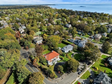 2 Ocean Avenue, Swampscott, Massachusetts, 4 Bedrooms Bedrooms, 11 Rooms Rooms,4 BathroomsBathrooms,Residential,For Sale,Ocean Avenue,73468894