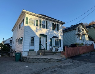 4 Frye St, Lowell, Massachusetts, 7 Bedrooms Bedrooms, 13 Rooms Rooms,2 BathroomsBathrooms,Residential Income,For Sale,Frye St,73468871