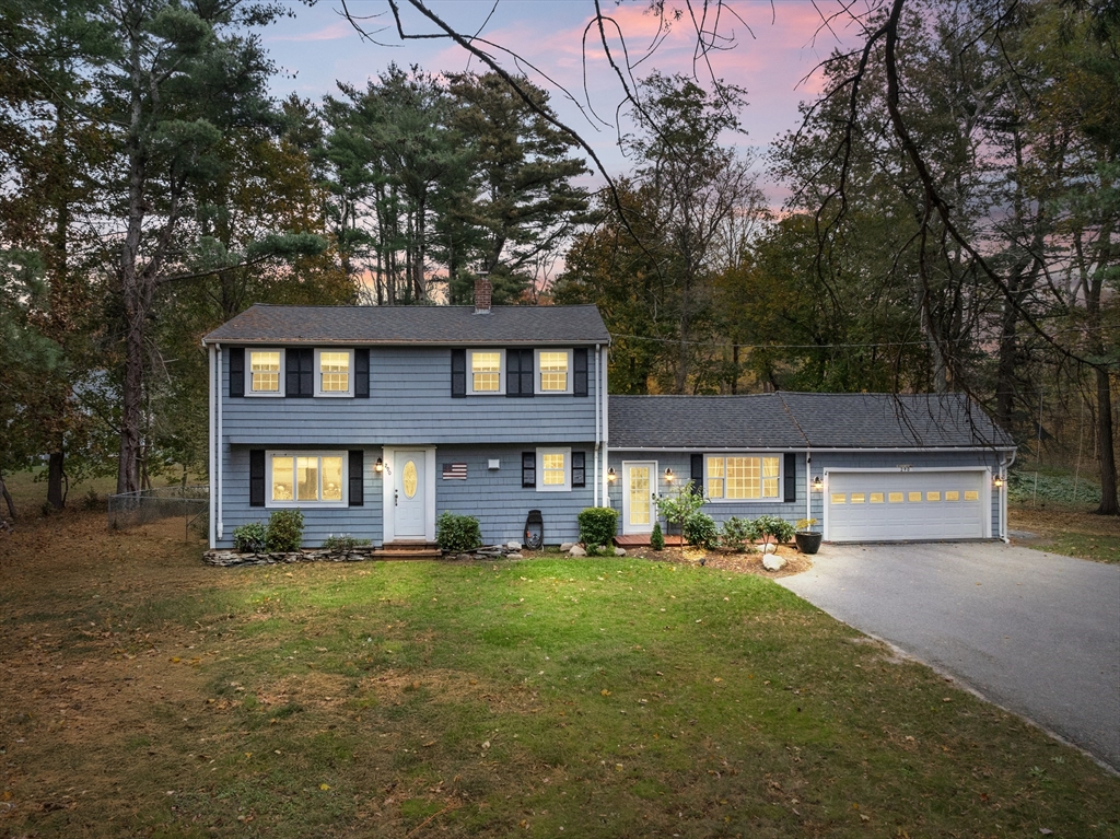 290 High Street, Pembroke, Massachusetts, 3 Bedrooms Bedrooms, 11 Rooms Rooms,2 BathroomsBathrooms,Residential,For Sale,High Street,73453186