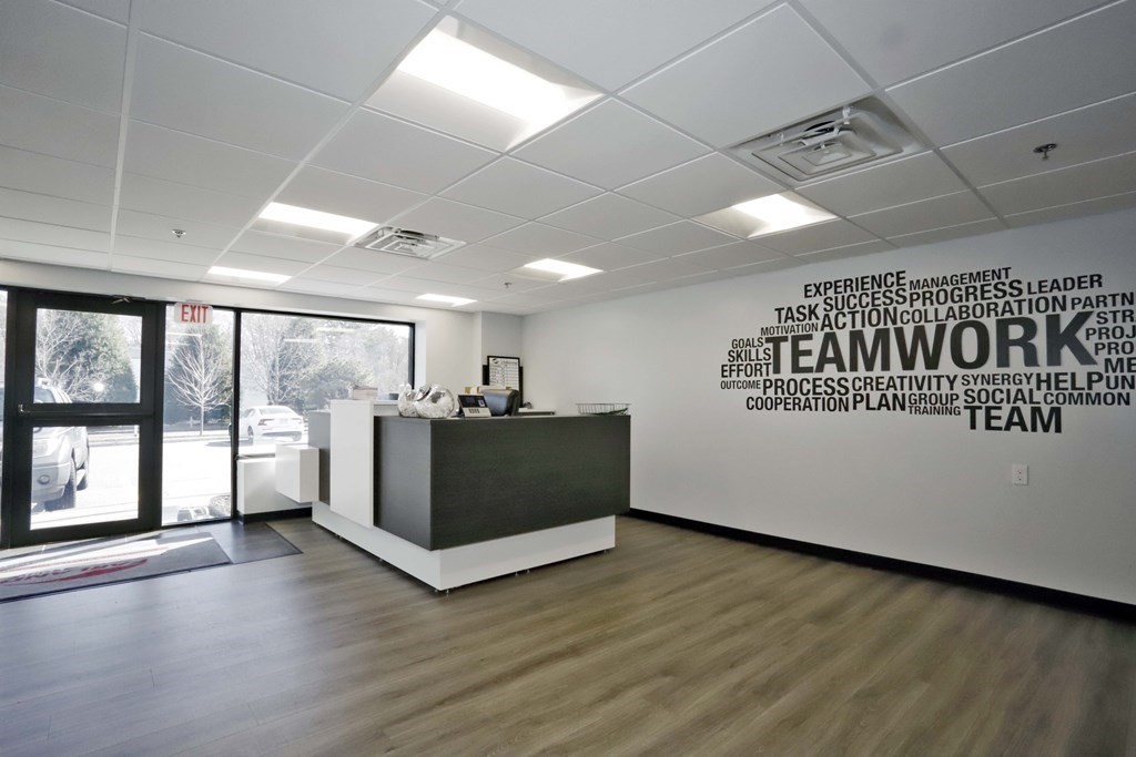 21 Ventura Dr, Dartmouth, Massachusetts, ,Commercial Lease,For Rent,Ventura Dr,73329010