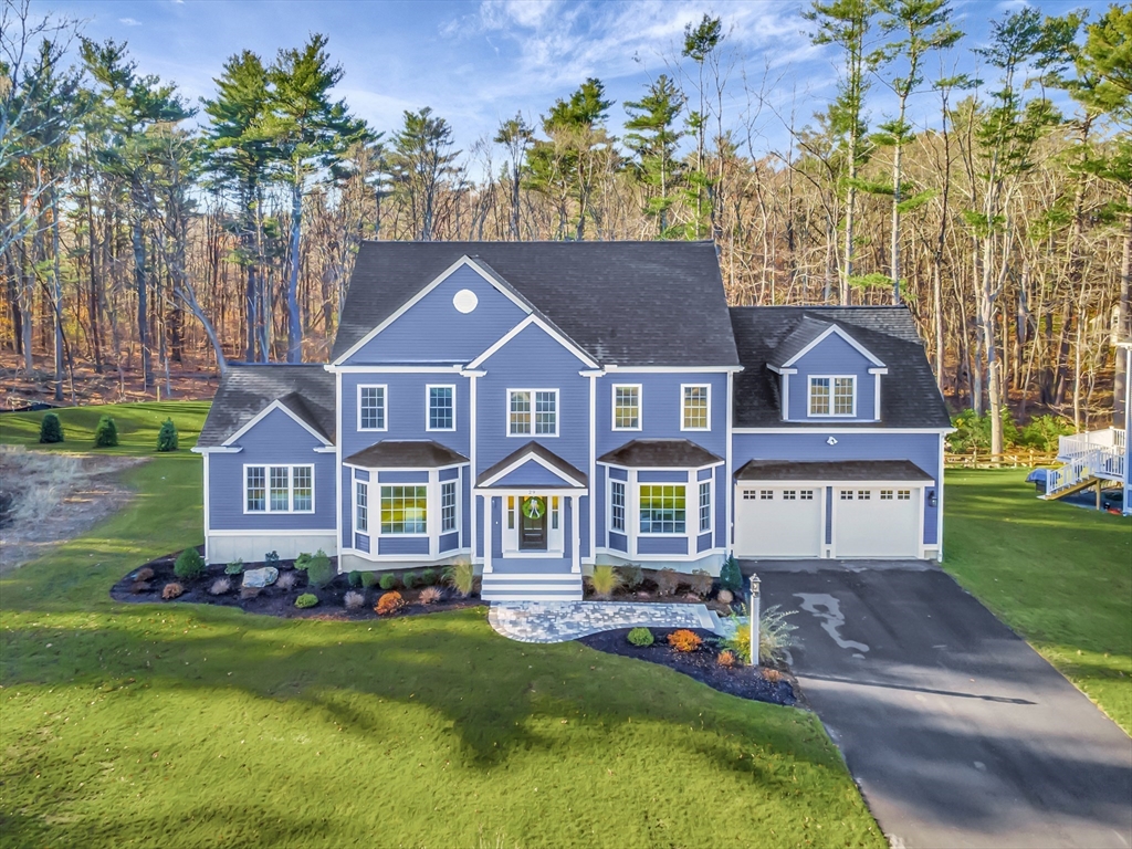 29 Owl Ridge Road, Easton, Massachusetts, 4 Bedrooms Bedrooms, 8 Rooms Rooms,2.5 BathroomsBathrooms,Residential,For Sale,Owl Ridge Road,73455330