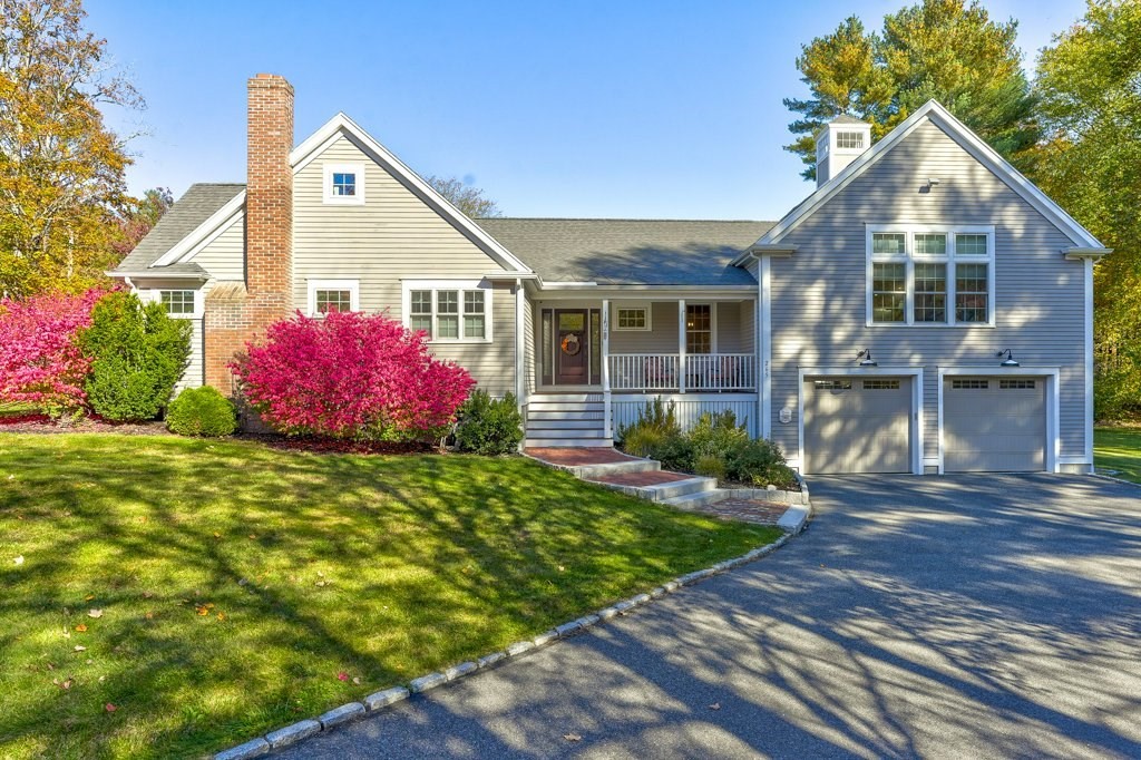 265 Silver St, Hanover, Massachusetts, 3 Bedrooms Bedrooms, 8 Rooms Rooms,3 BathroomsBathrooms,Residential,For Sale,Silver St,73449452