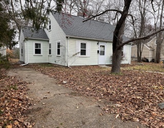 32 Doty Dr, Stoughton, Massachusetts, 4 Bedrooms Bedrooms, 6 Rooms Rooms,1 BathroomBathrooms,Residential,For Sale,Doty Dr,73459640