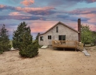 11 Sunset, Newbury, Massachusetts, 2 Bedrooms Bedrooms, 7 Rooms Rooms,1 BathroomBathrooms,Residential,For Sale,Sunset,73468932