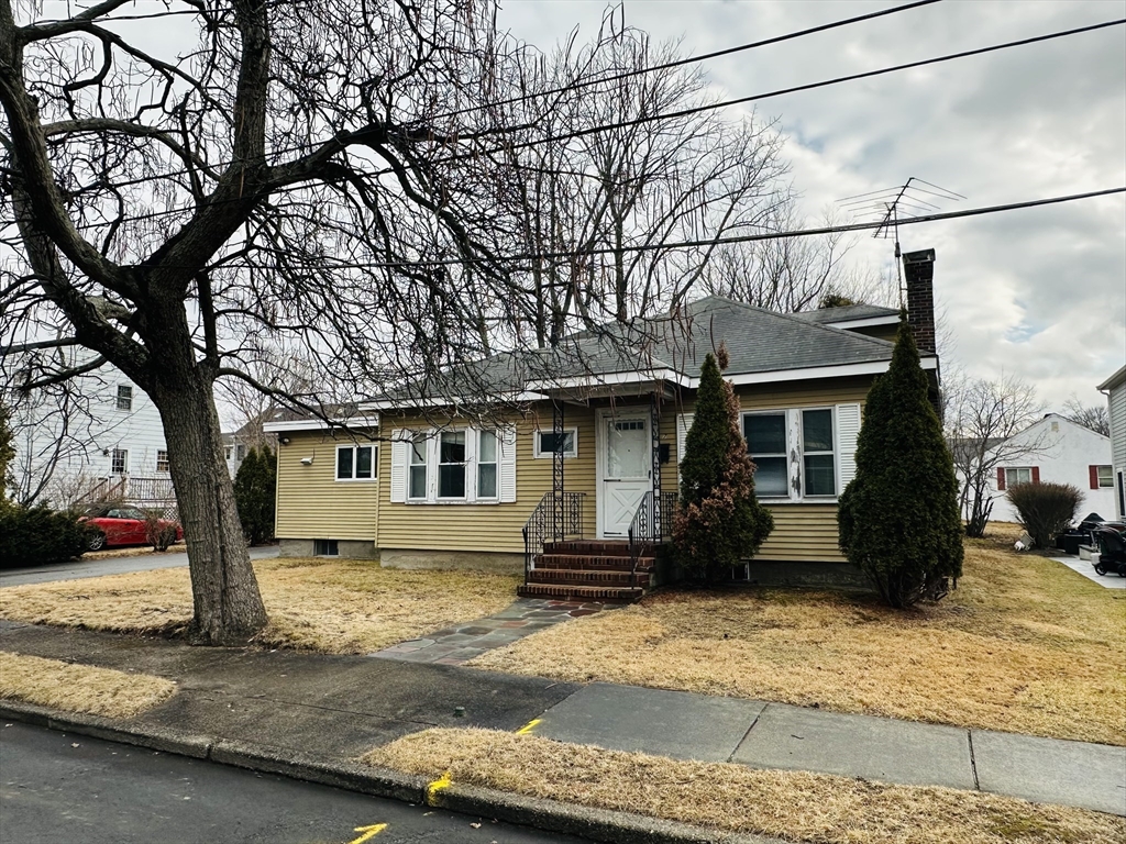 7 Westland Terr, Newton, Massachusetts, 3 Bedrooms Bedrooms, 8 Rooms Rooms,1 BathroomBathrooms,Residential,For Sale,Westland Terr,73468933