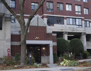 200 Ledgewood, Stoneham, Massachusetts, 2 Bedrooms Bedrooms, 5 Rooms Rooms,2 BathroomsBathrooms,Residential Lease,For Rent,Ledgewood,73468958