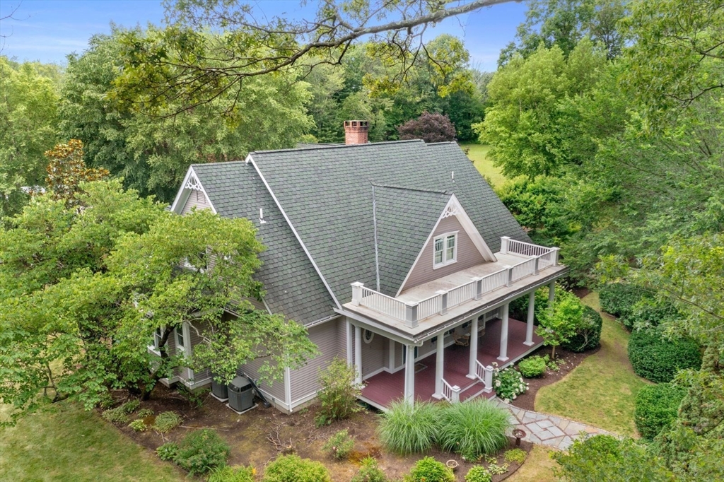 364 Hickory Road, North Attleboro, Massachusetts, 3 Bedrooms Bedrooms, 8 Rooms Rooms,4 BathroomsBathrooms,Residential,For Sale,Hickory Road,73468999