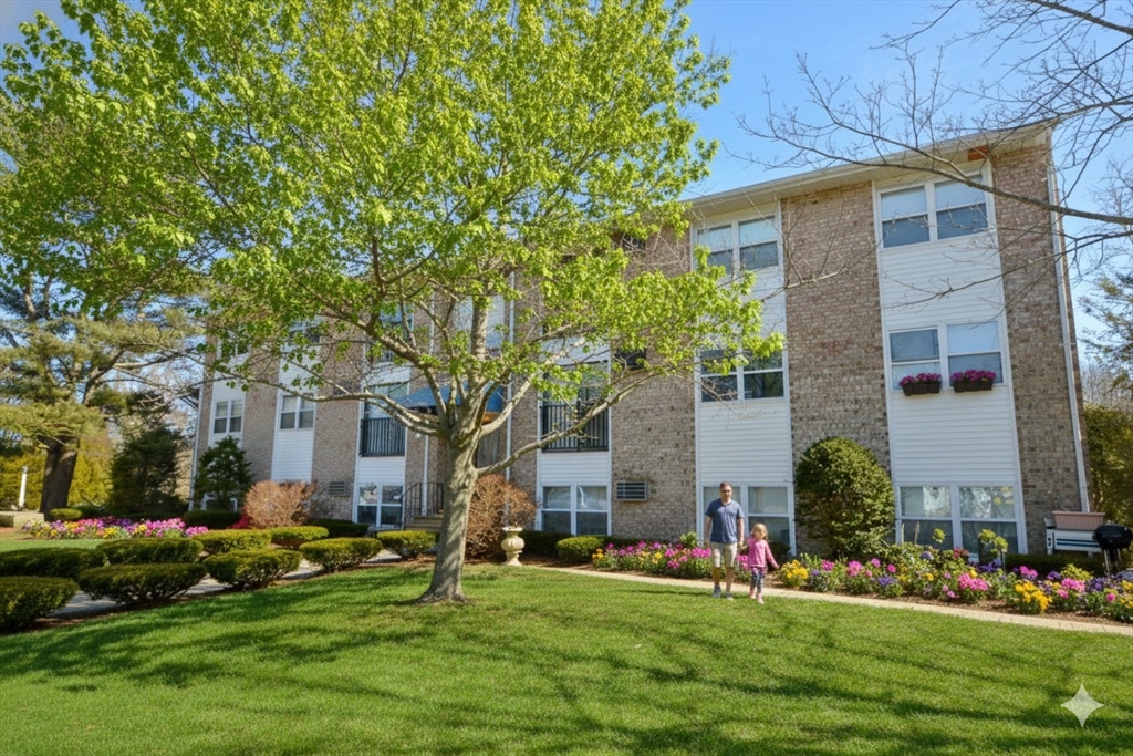 102 Sandy Bay Terrace, Rockport, Massachusetts, 2 Bedrooms Bedrooms, 3 Rooms Rooms,1 BathroomBathrooms,Residential Lease,For Rent,Sandy Bay Terrace,73469120