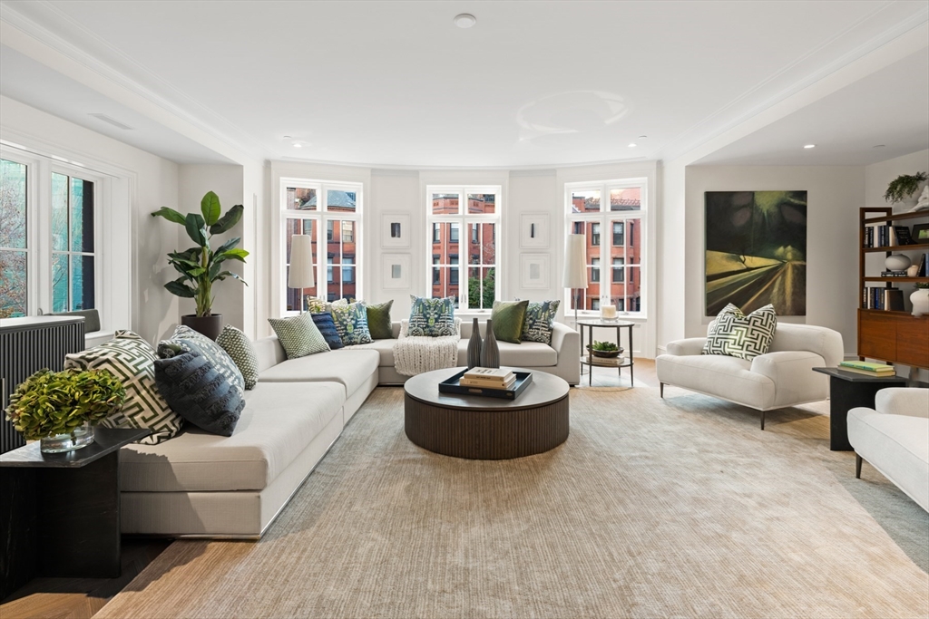 397 Commonwealth Avenue, Boston, Massachusetts, 3 Bedrooms Bedrooms, 6 Rooms Rooms,3.5 BathroomsBathrooms,Residential,For Sale,Commonwealth Avenue,73469029