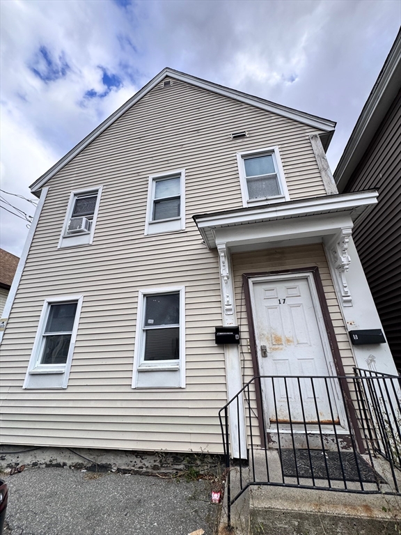 17 Bassett, Lowell, Massachusetts, 5 Bedrooms Bedrooms, 6 Rooms Rooms,1.5 BathroomsBathrooms,Residential Lease,For Rent,Bassett,73469033