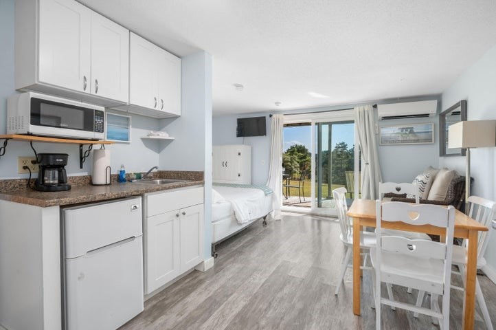 132 Shore Road, Truro, Massachusetts, 1 Bedroom Bedrooms, 1 Room Rooms,1 BathroomBathrooms,Residential,For Sale,Shore Road,73469041