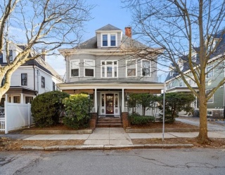 28 Winslow Rd, Brookline, Massachusetts, 6 Bedrooms Bedrooms, 13 Rooms Rooms,3.5 BathroomsBathrooms,Residential Income,For Sale,Winslow Rd,73469068