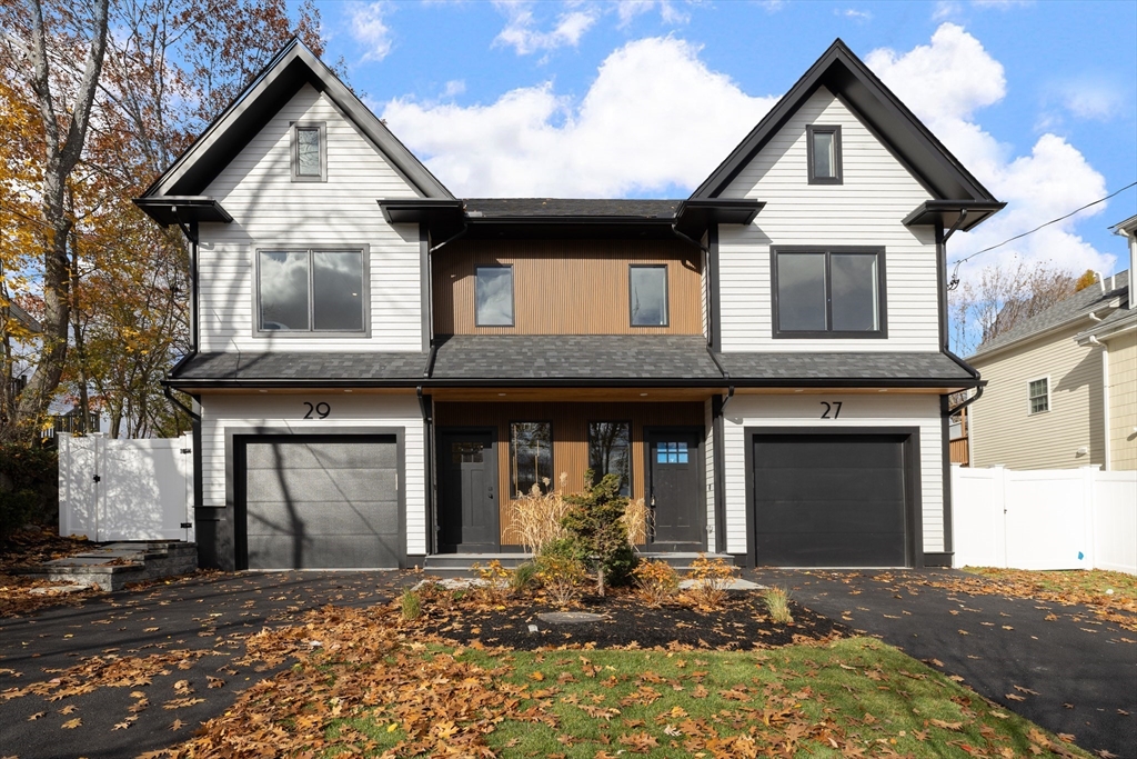 27-29 Indiana Terrace, Newton, Massachusetts, 5 Bedrooms Bedrooms, 9 Rooms Rooms,4.5 BathroomsBathrooms,Residential,For Sale,Indiana Terrace,73468751