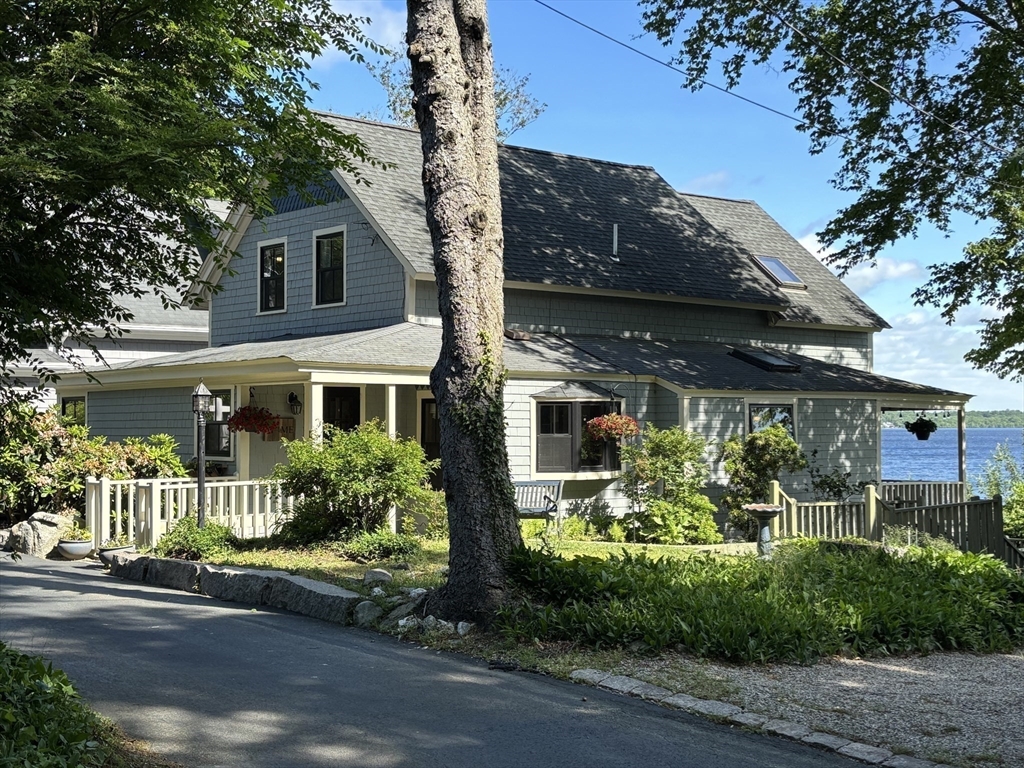 13 Pine Bluffs, Lakeville, Massachusetts, 3 Bedrooms Bedrooms, 5 Rooms Rooms,2 BathroomsBathrooms,Residential,For Sale,Pine Bluffs,73469154