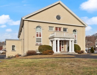 200 Rogers St, Lowell, Massachusetts, 2 Bedrooms Bedrooms, 4 Rooms Rooms,1 BathroomBathrooms,Residential,For Sale,Rogers St,73469158