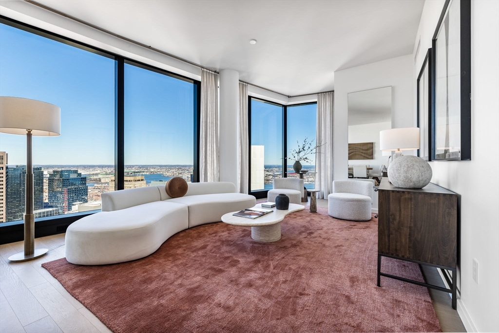 682 Atlantic Ave, Boston, Massachusetts, 3 Bedrooms Bedrooms, 6 Rooms Rooms,3.5 BathroomsBathrooms,Residential,For Sale,Atlantic Ave,73469179