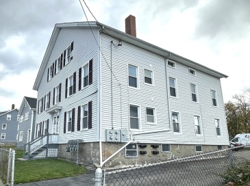 455 Peckham St, Fall River, Massachusetts, 1 Bedroom Bedrooms, 3 Rooms Rooms,1 BathroomBathrooms,Residential Lease,For Rent,Peckham St,73454256