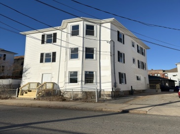 18 Alden St, Fall River, Massachusetts, 9 Bedrooms Bedrooms, 15 Rooms Rooms,3 BathroomsBathrooms,Residential Income,For Sale,Alden St,73463469