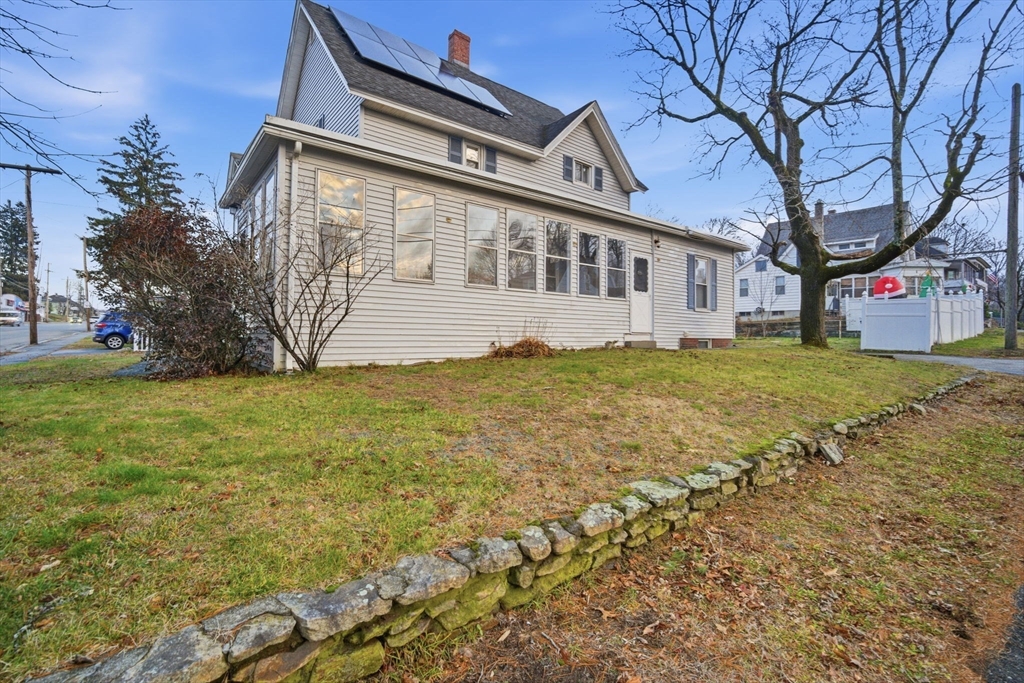 430 Parker Street, Gardner, Massachusetts, 3 Bedrooms Bedrooms, 7 Rooms Rooms,2.5 BathroomsBathrooms,Residential,For Sale,Parker Street,73458070