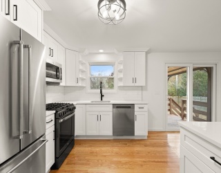 163 Hayward St, Bridgewater, Massachusetts, 3 Bedrooms Bedrooms, 5 Rooms Rooms,1.5 BathroomsBathrooms,Residential,For Sale,Hayward St,73455123