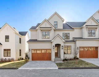 18 Common Court, Lexington, Massachusetts, 4 Bedrooms Bedrooms, 10 Rooms Rooms,5 BathroomsBathrooms,Residential,For Sale,Common Court,73469263