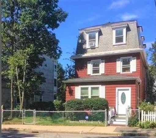 175 High Street, Brookline, Massachusetts, 1 Bedroom Bedrooms, 4 Rooms Rooms,1 BathroomBathrooms,Residential Lease,For Rent,High Street,73469300