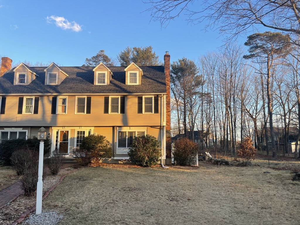 6 Saint John Ln, Milford, Massachusetts, 3 Bedrooms Bedrooms, 6 Rooms Rooms,1.5 BathroomsBathrooms,Residential Lease,For Rent,Saint John Ln,73469256