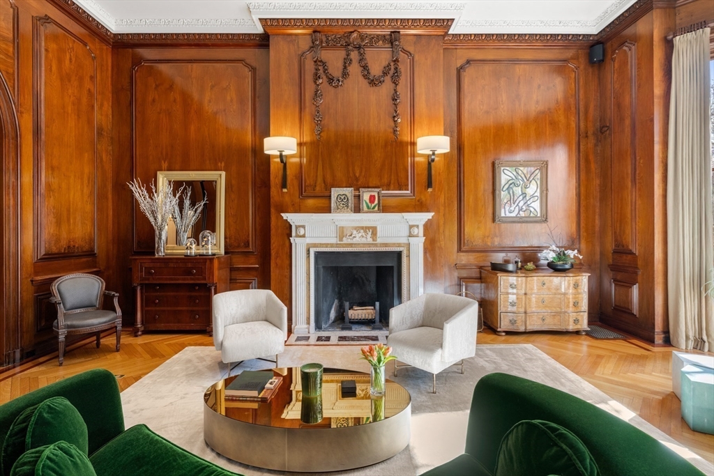 3 Commonwealth Avenue, Boston, Massachusetts, 3 Bedrooms Bedrooms, 7 Rooms Rooms,4.5 BathroomsBathrooms,Residential,For Sale,Commonwealth Avenue,73469362