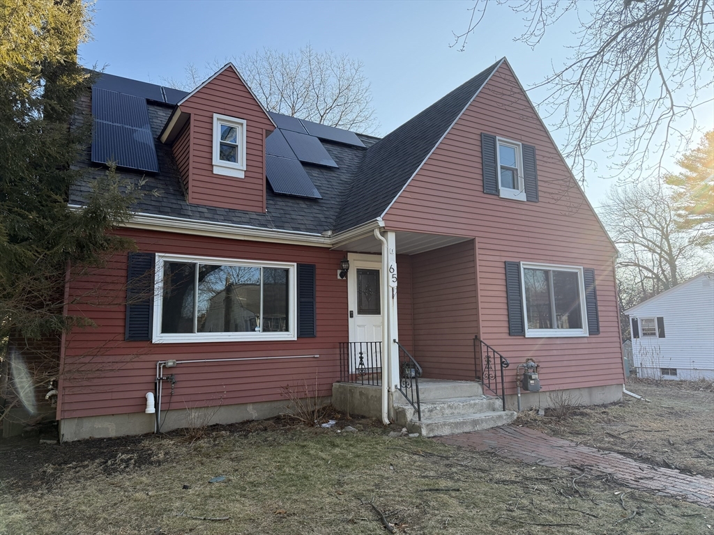 65 Pinehurst Ave, Methuen, Massachusetts, 3 Bedrooms Bedrooms, 7 Rooms Rooms,2 BathroomsBathrooms,Residential,For Sale,Pinehurst Ave,73469365