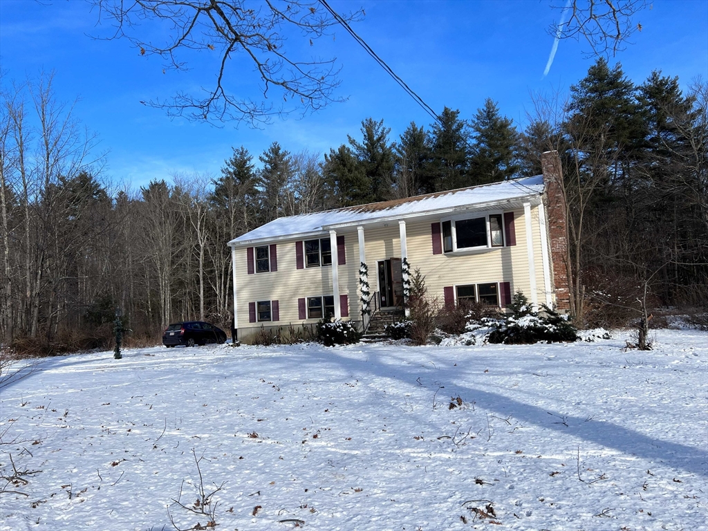 23 Hospital Rd., Templeton, Massachusetts, 3 Bedrooms Bedrooms, 7 Rooms Rooms,2 BathroomsBathrooms,Residential Lease,For Rent,Hospital Rd.,73469381