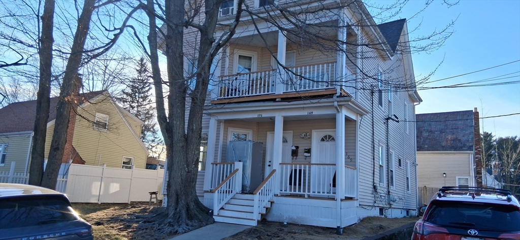 171 Belmont Ave, Brockton, Massachusetts, 2 Bedrooms Bedrooms, 5 Rooms Rooms,1 BathroomBathrooms,Residential Lease,For Rent,Belmont Ave,73469389