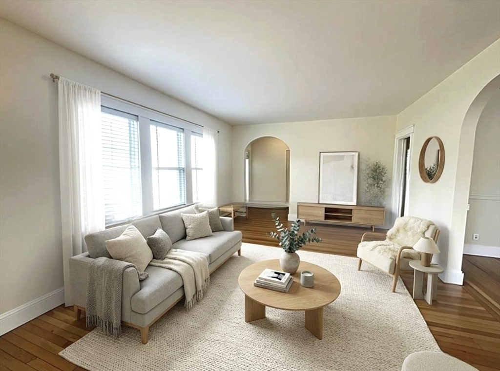 58 Rangeley Rd, Newton, Massachusetts, 1 Bedroom Bedrooms, 6 Rooms Rooms,1 BathroomBathrooms,Residential Lease,For Rent,Rangeley Rd,73464314