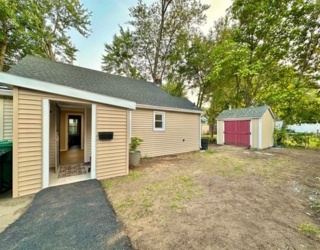 73 Summit Ave, Chicopee, Massachusetts, 2 Bedrooms Bedrooms, 4 Rooms Rooms,1 BathroomBathrooms,Residential Lease,For Rent,Summit Ave,73469425