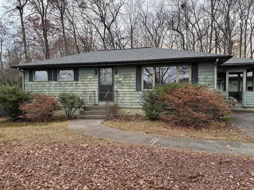 66 Milliken Ave, Franklin, Massachusetts, 2 Bedrooms Bedrooms, 5 Rooms Rooms,1 BathroomBathrooms,Residential Lease,For Rent,Milliken Ave,73457466