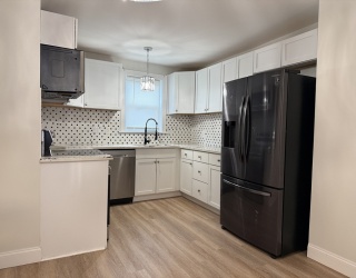 273 Purchase St, New Bedford, Massachusetts, 4 Bedrooms Bedrooms, 10 Rooms Rooms,2 BathroomsBathrooms,Residential Income,For Sale,Purchase St,73469480