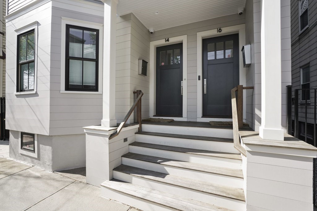 14 Hardwick, Cambridge, Massachusetts, 3 Bedrooms Bedrooms, 6 Rooms Rooms,3 BathroomsBathrooms,Residential Lease,For Rent,Hardwick,73469490