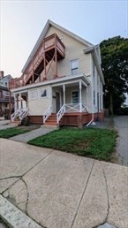 60 Dunham St, Attleboro, Massachusetts, 2 Bedrooms Bedrooms, 5 Rooms Rooms,1 BathroomBathrooms,Residential Lease,For Rent,Dunham St,73469502