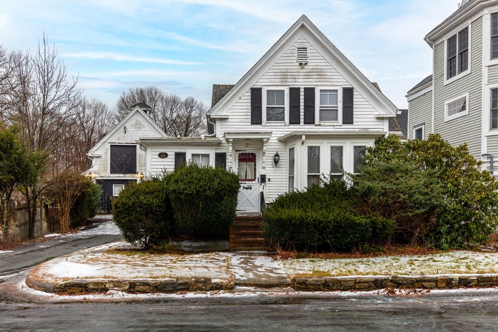 5 Jenny Lind St, Easton, Massachusetts, 3 Bedrooms Bedrooms, 7 Rooms Rooms,1.5 BathroomsBathrooms,Residential,For Sale,Jenny Lind St,73468375