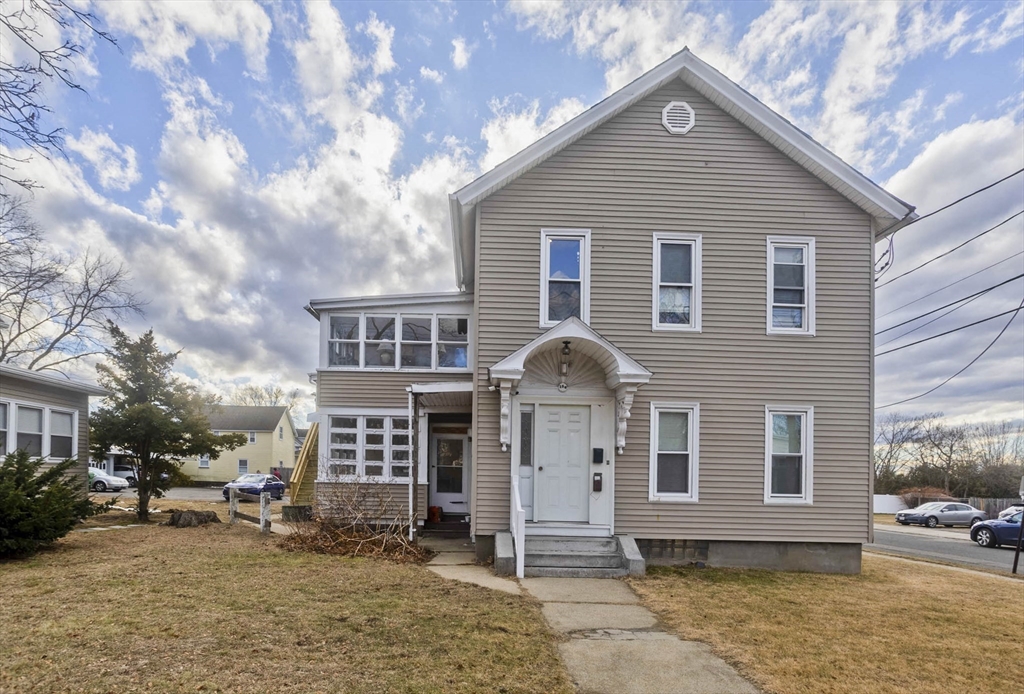 156 East St, Chicopee, Massachusetts, 10 Bedrooms Bedrooms, 24 Rooms Rooms,7.5 BathroomsBathrooms,Residential Income,For Sale,East St,73469521