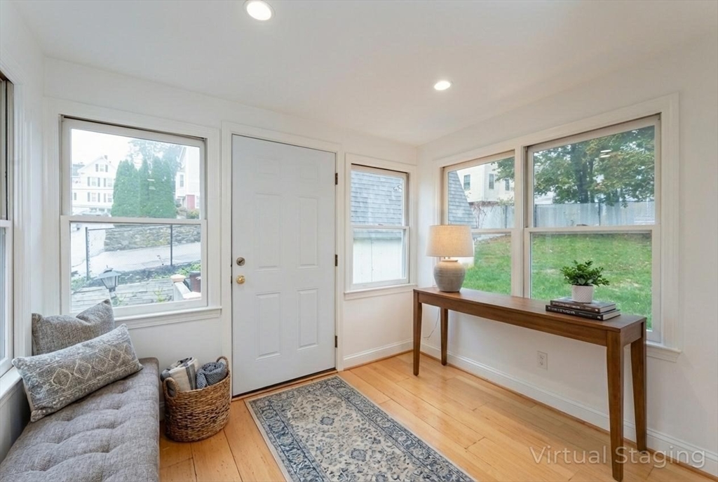 4 Clark Street, Amesbury, Massachusetts, 3 Bedrooms Bedrooms, 7 Rooms Rooms,2 BathroomsBathrooms,Residential,For Sale,Clark Street,73469574