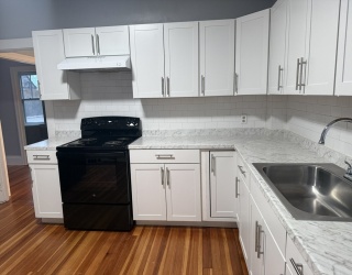 5 Lothrop St, Plymouth, Massachusetts, 2 Bedrooms Bedrooms, 4 Rooms Rooms,1 BathroomBathrooms,Residential Lease,For Rent,Lothrop St,73469584